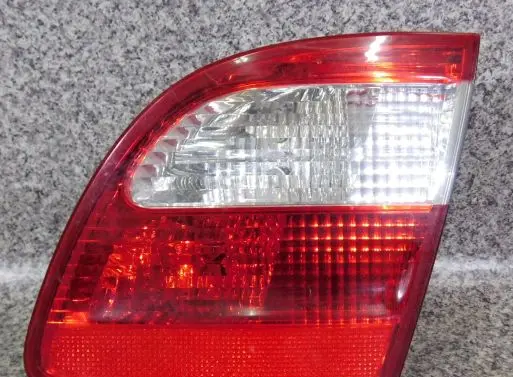 Mercedes-Benz E W211 Tailgate rear/tail lights