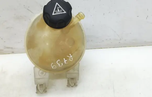Toyota Proace Coolant expansion tank/reservoir 9821049380