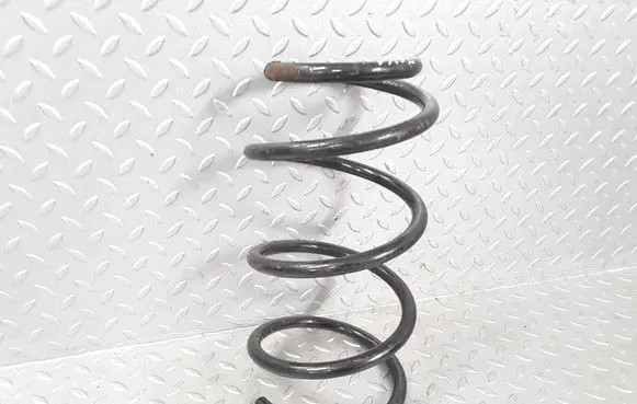 Toyota Corolla Verso E121 Front coil spring