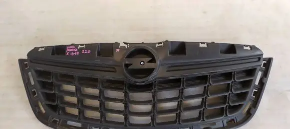 Opel Mokka Front bumper upper radiator grill 95391779