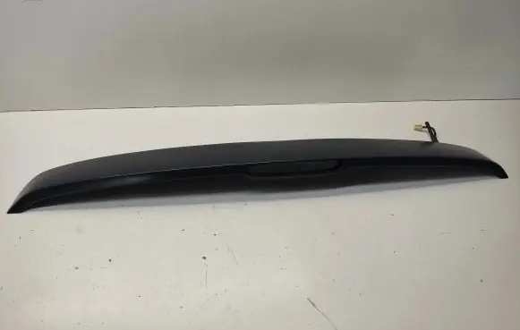 Tailgate/trunk spoiler