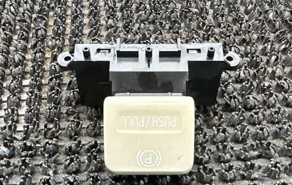 Volvo XC60 Hand parking brake switch 30773540