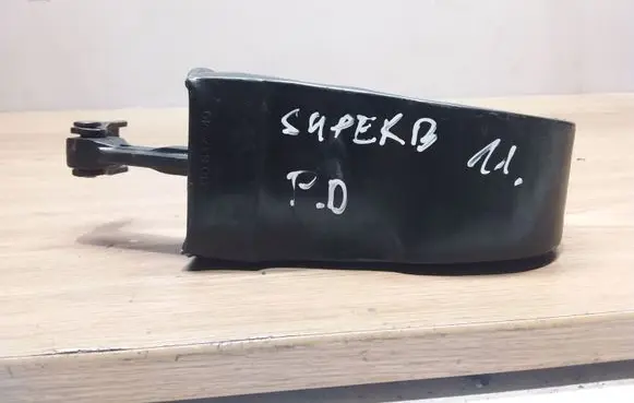 Skoda Superb B6 (3T) Front door check strap stopper 3T0837249