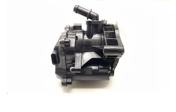 Opel Insignia B Water pump 55516904