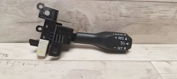 Toyota Corolla Verso AR10 Cruise control stalk 18A174