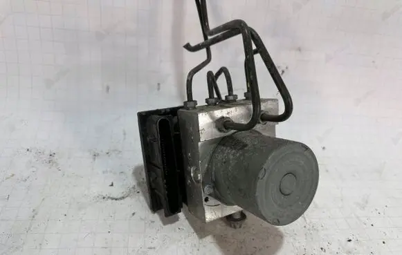 Mercedes-Benz A W169 ABS Pump A0064316312