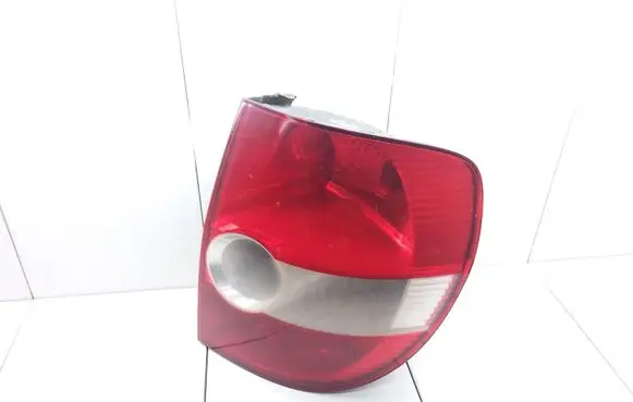 Volkswagen Fox Rear/tail lights XB2263 5Z0945096