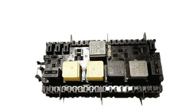 Mercedes-Benz Vito Viano W447 Fuse module A2469067100