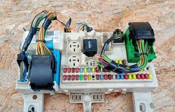 Ford Focus Gateway control module