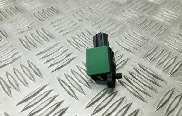 Volkswagen PASSAT B7 Airbag deployment crash/impact sensor 5N0959351B