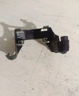 Audi A3 S3 8L Steering wheel axle 1J0905875D