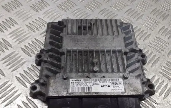 Ford Focus Engine control unit/module ECU 6M51-12A650-YA