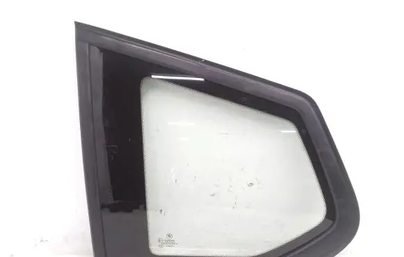 BMW X3 F25 Rear side window 7205623