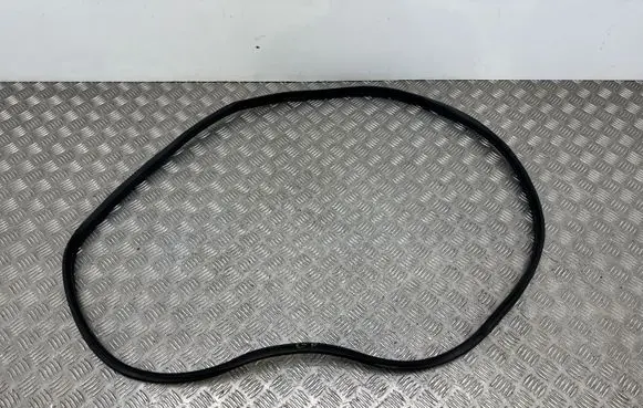 KIA Xceed Rear door rubber seal (on body)