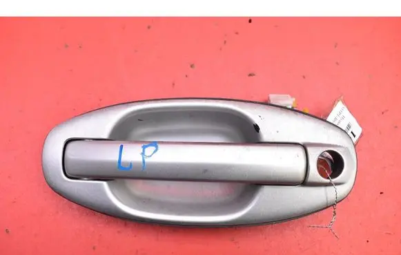 Hyundai Santa Fe Front door exterior handle 82650-26000