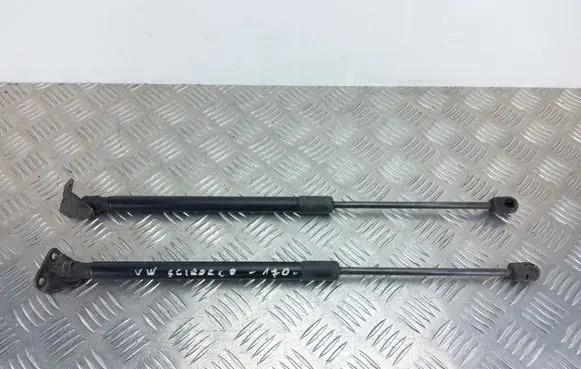 Volkswagen Scirocco Tailgate/trunk strut/damper 1K8827550A