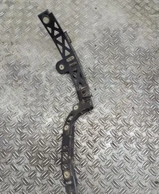 Opel Signum Front bumper mounting bracket