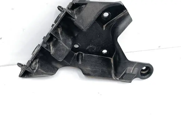 Volvo XC60 Front bumper mounting bracket 31383164