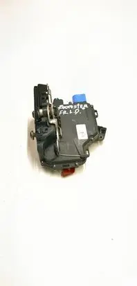 Skoda Roomster (5J) Front door lock (next to the handle) 