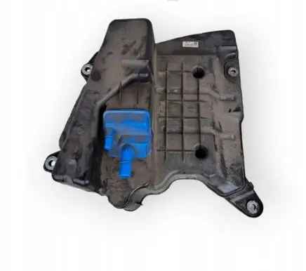 Audi A5 AdBlue liquid reservoir 8W0131878BH