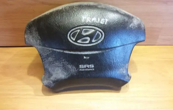 Hyundai Trajet Steering wheel airbag