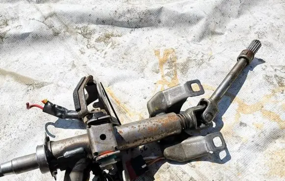 Peugeot 206 Steering wheel axle