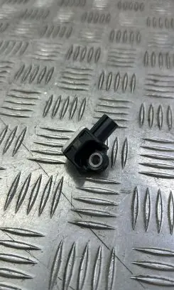 Volvo S60 Airbag deployment crash/impact sensor 31334336
