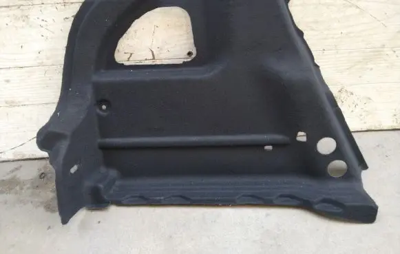 Opel Mokka B Trunk/boot lower side trim panel 98353561ZD