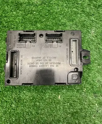 Renault Twingo III Other control units/modules 284B14580R 19924526 524A1