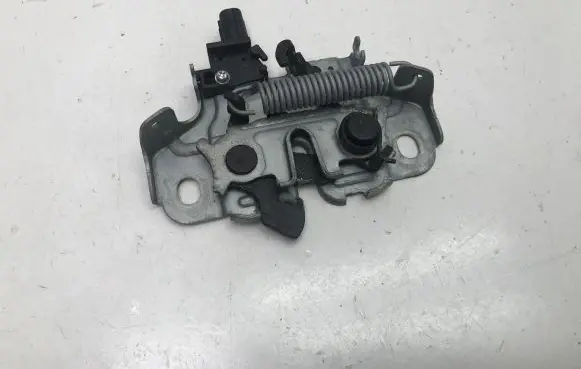 Mazda CX-60 Engine bonnet/hood lock/catch