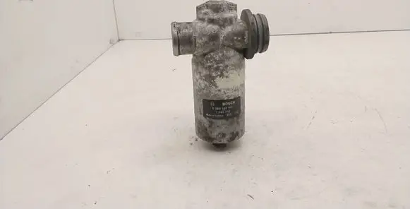 BMW 5 E39 Idle control valve (regulator) 0280140545 1744713