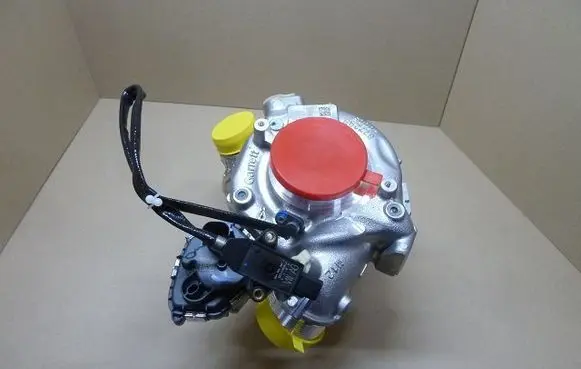 Audi A4 S4 B9 8W Turbo 896758-0001