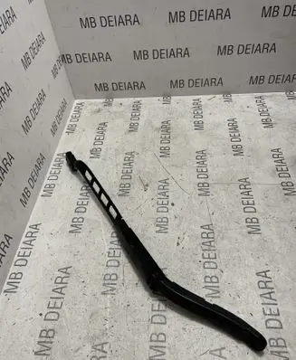 Mercedes-Benz ML W166 Front wiper blade arm A1668201040