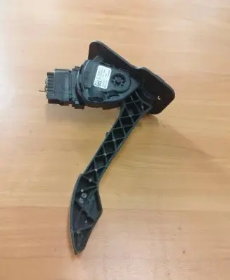 Ford Transit Accelerator throttle pedal 6C119F836CC 6PV00923810 16082010