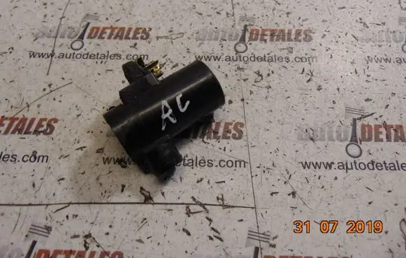 Honda Accord Windscreen/windshield washer pump