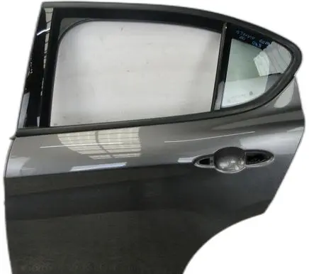 Alfa Romeo Stelvio Front door