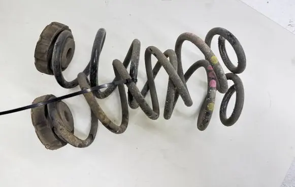 Audi A5 8T 8F Rear coil spring