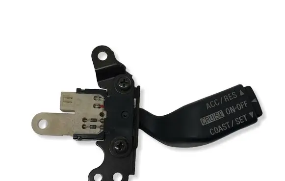 Mitsubishi Pajero Cruise control switch 
