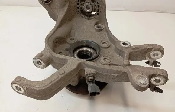 Volvo XC60 Rear wheel hub 31658320
