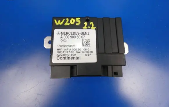 Mercedes-Benz C W205 Fuel injection pump control unit/module A0009006007 A2C30401500 150098208629E