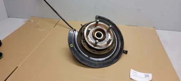 Jeep Grand Cherokee Rear wheel hub 04877112AB
