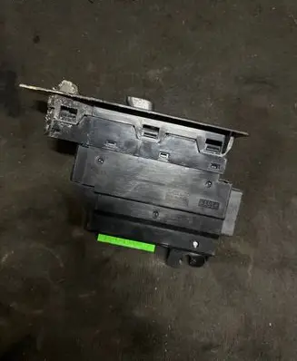 Volvo S60 Electric window control switch 30658147