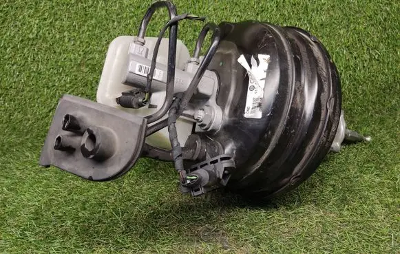 Audi A8 S8 D3 4E Brake booster 4E1612105E 036906051C 0261230053