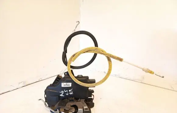 Audi A6 S6 C5 4B Rear door lock 4B0839016G