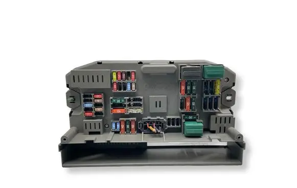 BMW X5 E70 Fuse module B010107400 BJ2R732620 2912271