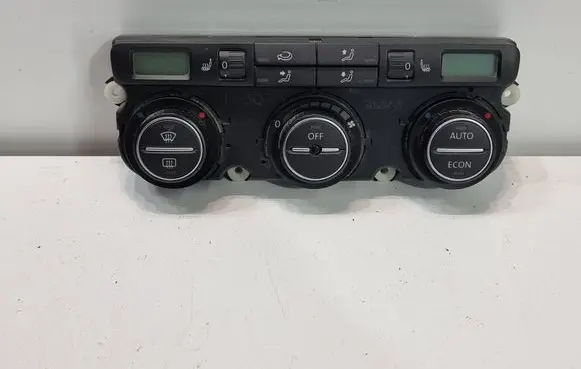 Volkswagen PASSAT B6 Climate control unit