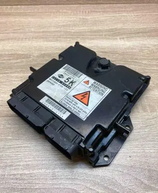 Nissan X-Trail T30 Engine control unit/module ECU 23710EC05D MB2758004735 5800473