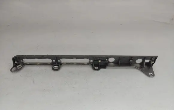 Land Rover Range Rover Sport L494 Fender mounting bracket CPLA16151AE