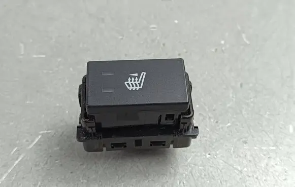 Subaru Outback (BT) Seat heating switch 