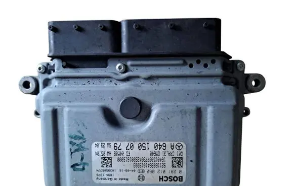 Mercedes-Benz A W169 Engine control unit/module A6401500779 0281012060